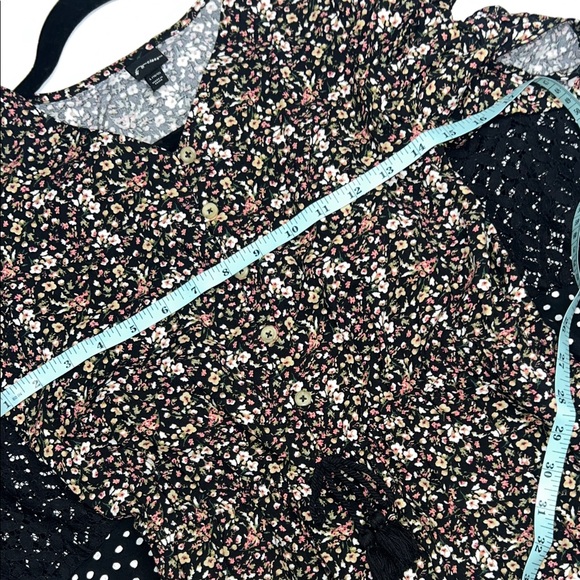 Art Class Floral and Polka Dot Kids Dress - Picture 9 of 11